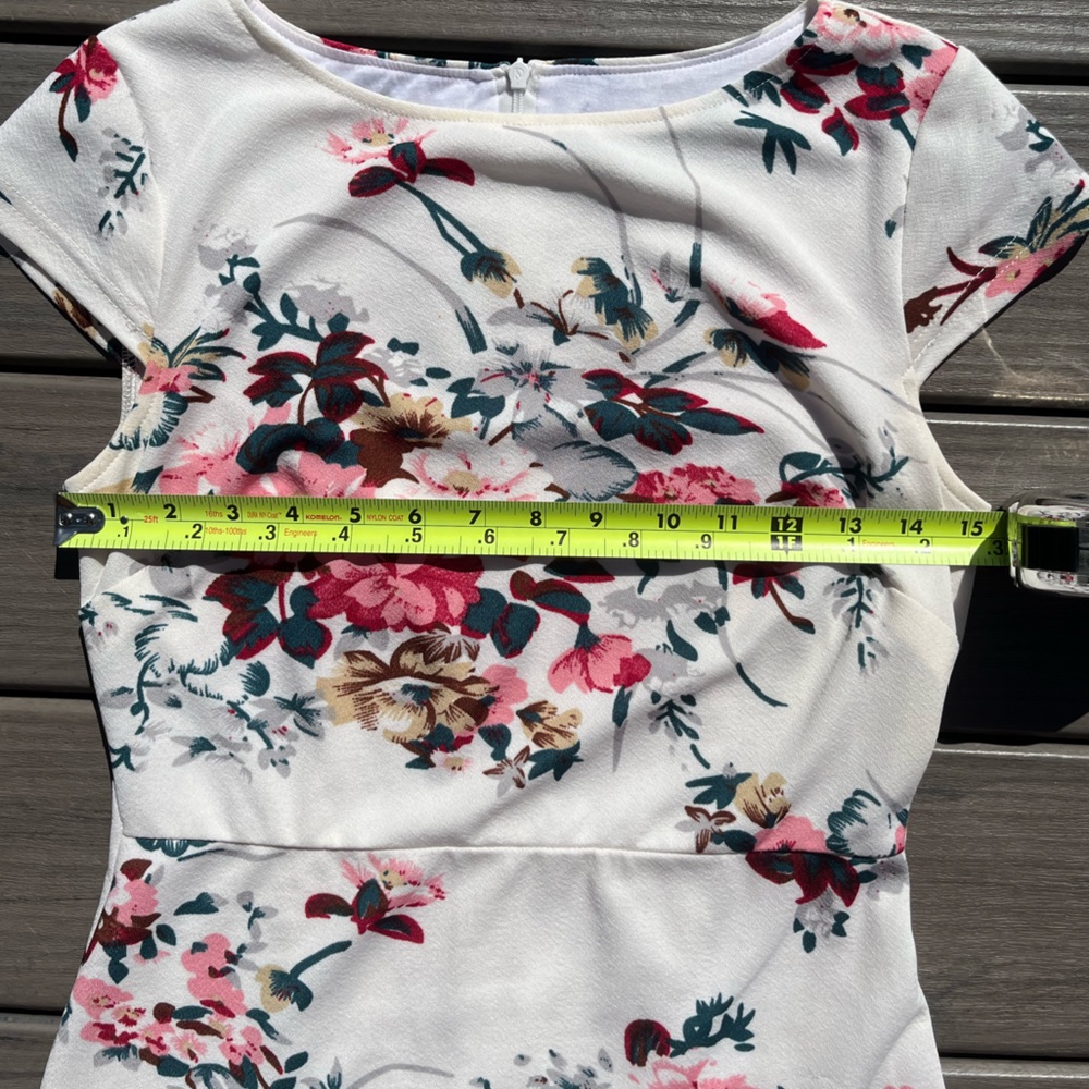 VfEmage/Vfshow; White & Pink Floral; Fit & Flare; Mermaid Style; Midi Dress; S - Picture 6 of 10